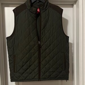 Coleman Men's Quilted Olive Vest
